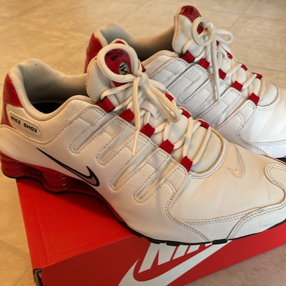 Nike Other - Nike Shox NZ shoes mens size 10 1/2